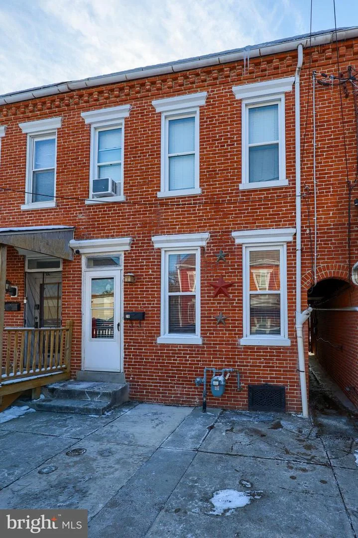 28 N 6th Street