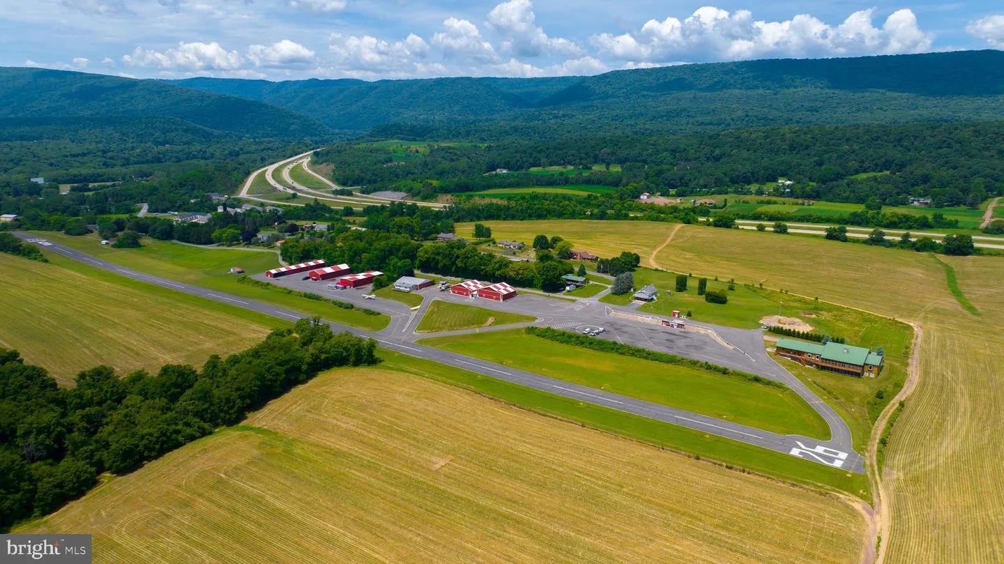 600, 650, 656 Airport Drive, Mifflintown, PA, 17059