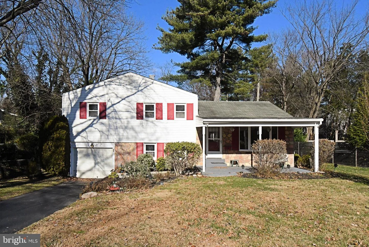 4 Arthurs Court