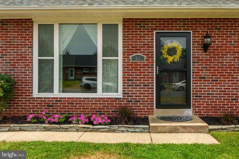 Single Family Residence in Lancaster PA 53 Pilgrim DRIVE 1.jpg