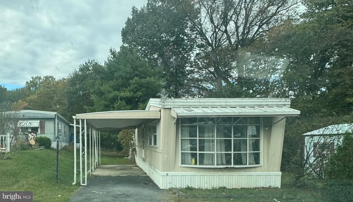 12 E Zimmer Drive, Walnutport, PA, 18088