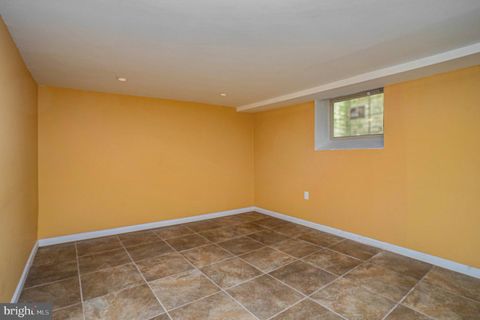 Single Family Residence in Jenkintown PA 1205 Gordon ROAD 76.jpg