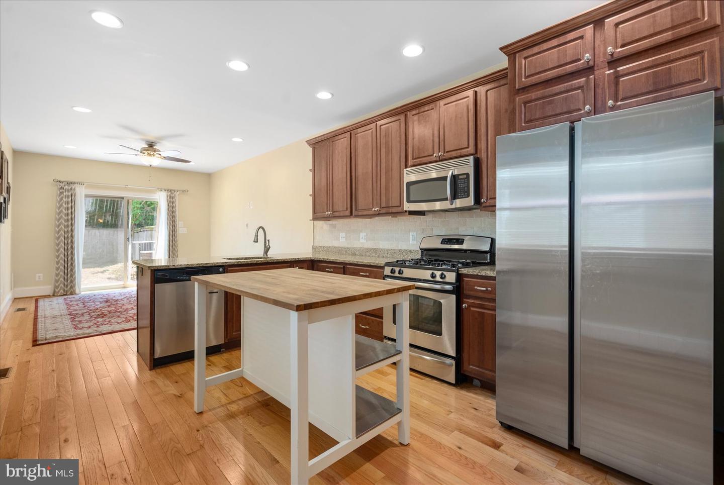 View Baltimore, MD 21230 townhome