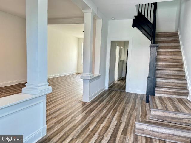 Photo 5 of 14 of 146 S Hilton St townhome