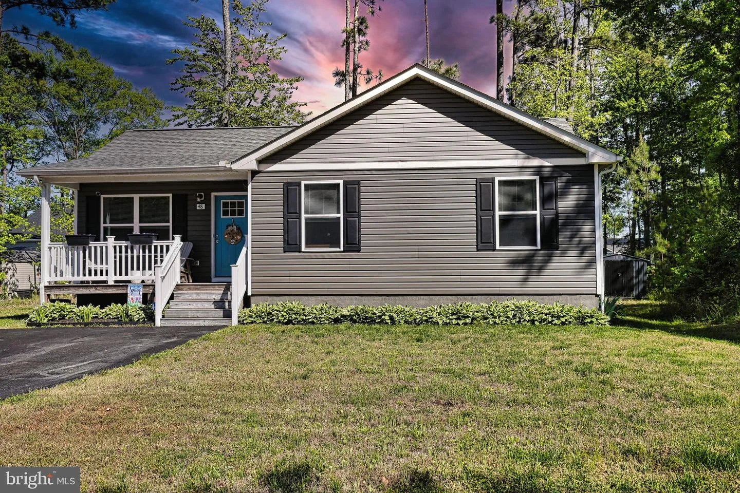 48 Rustic Ln