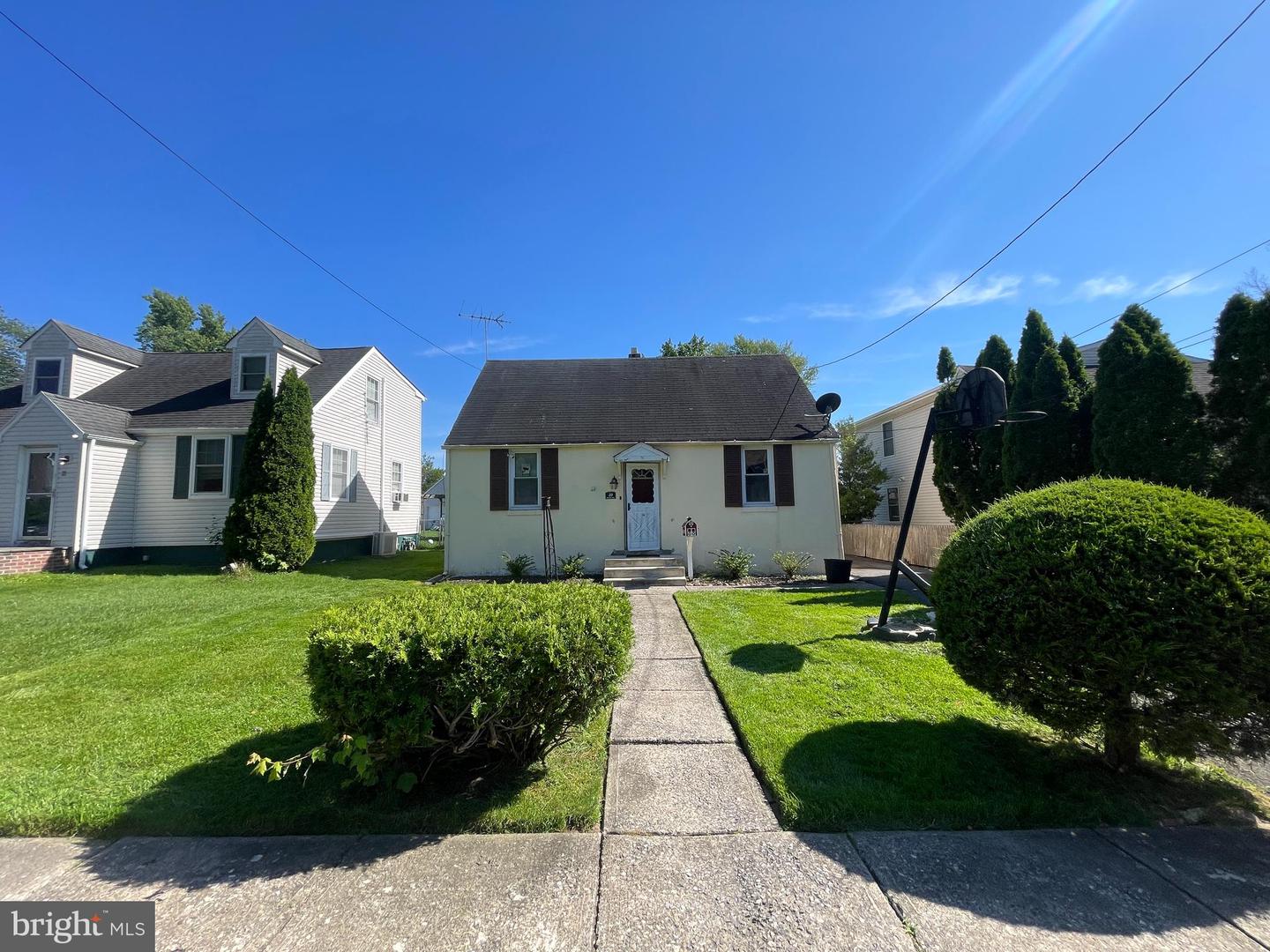 View Lawrence Township, NJ 08648 house