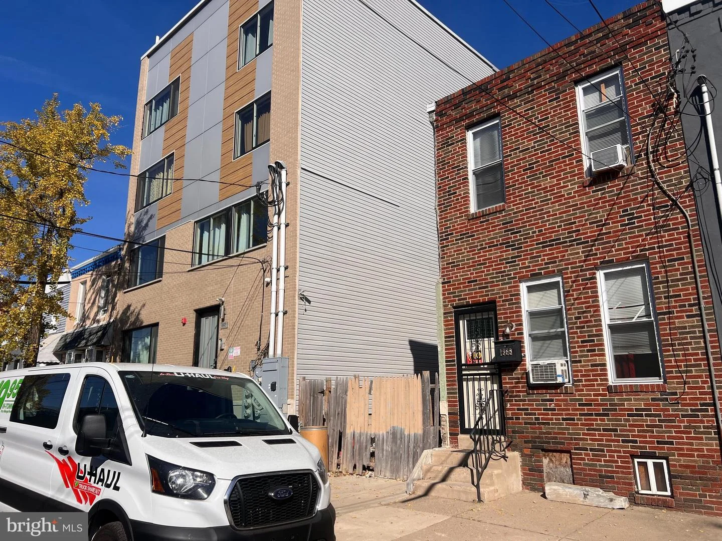 1833 E Sergeant Street