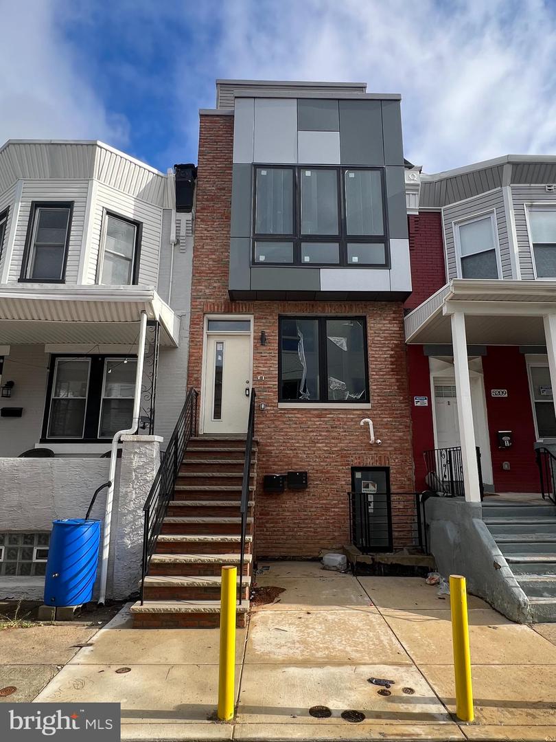 View Philadelphia, PA 19139 townhome