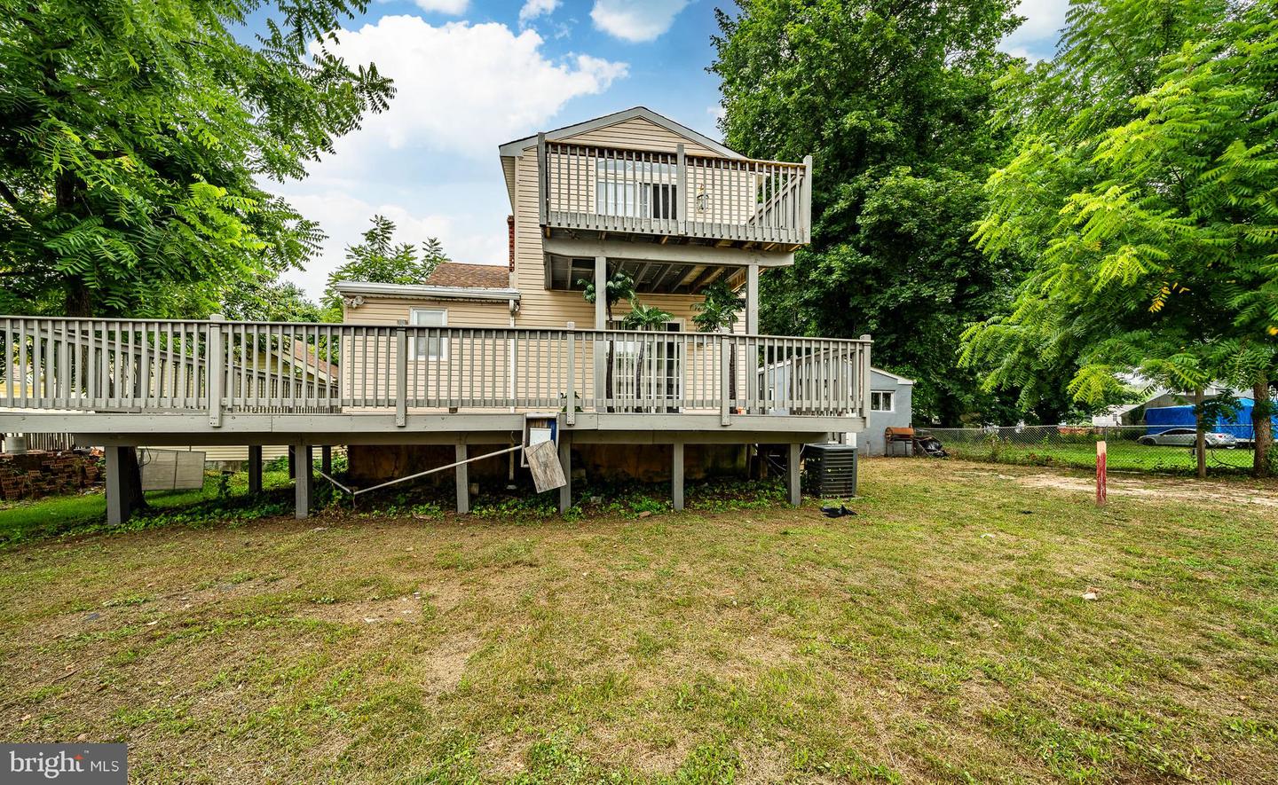 Photo 42 of 42 of 623 Greenhill Rd house