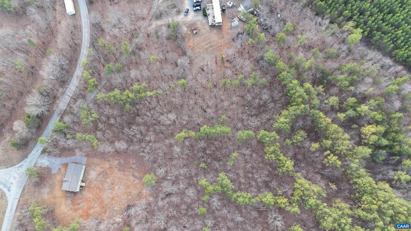 949 Austins Rd, Gladstone, VA, 24553