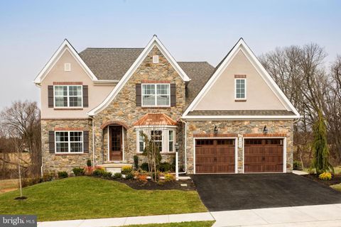 Single Family Residence in Strasburg PA 350 Village ROAD.jpg