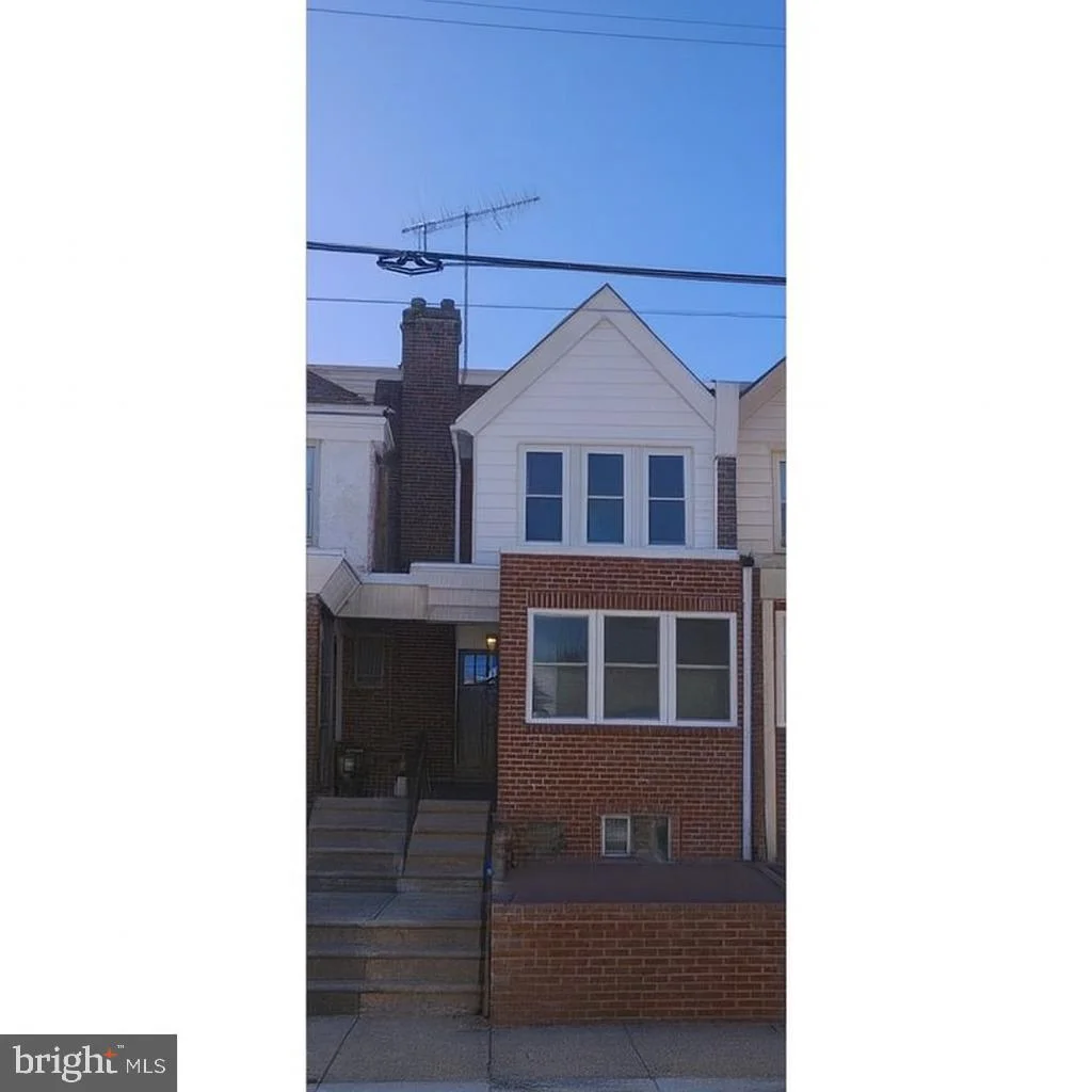 1332 E Luzerne Street
