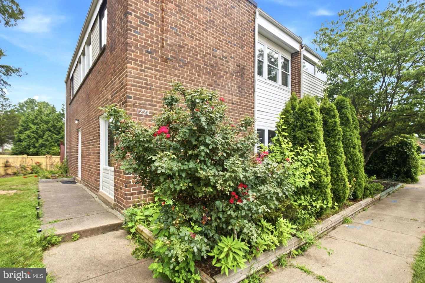 1224 Magnolia Lane