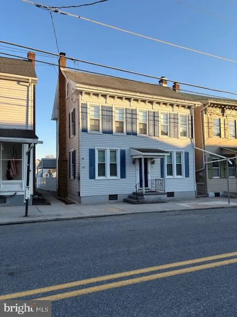 70 Main Street, Strausstown, PA, 19559