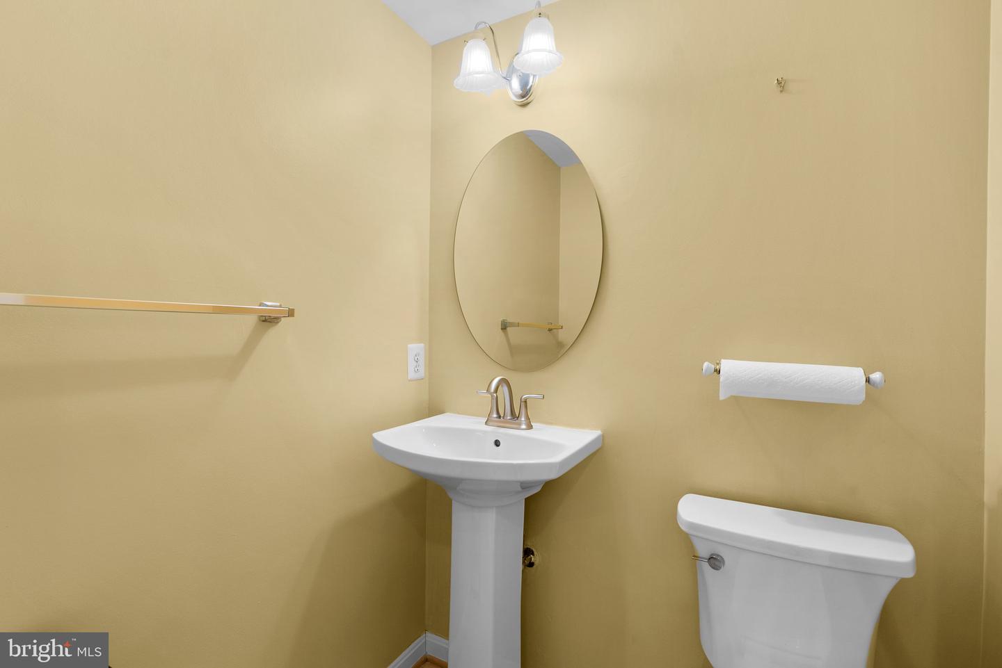 Photo 14 of 34 of 2420 Astrid Ct townhome
