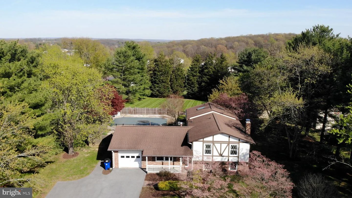 7993 Pleasant Court