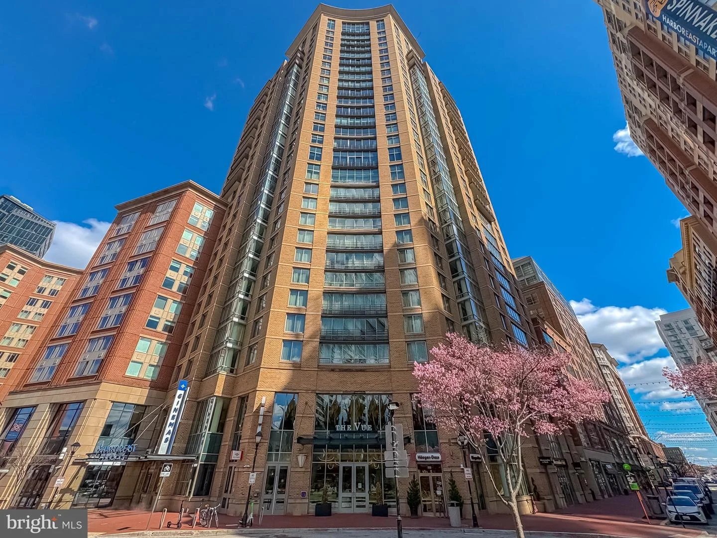 675 President Street Unit 2002