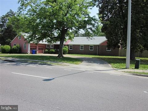 Single Family Residence in Norfolk VA 5535 E Princess Anne AVENUE.jpg