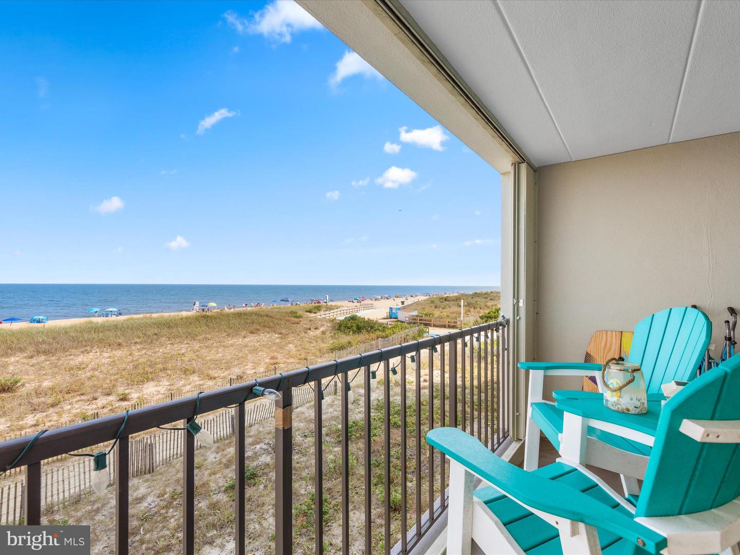 Photo 6 of 28 of 7001 Atlantic Ave #E2060b condo