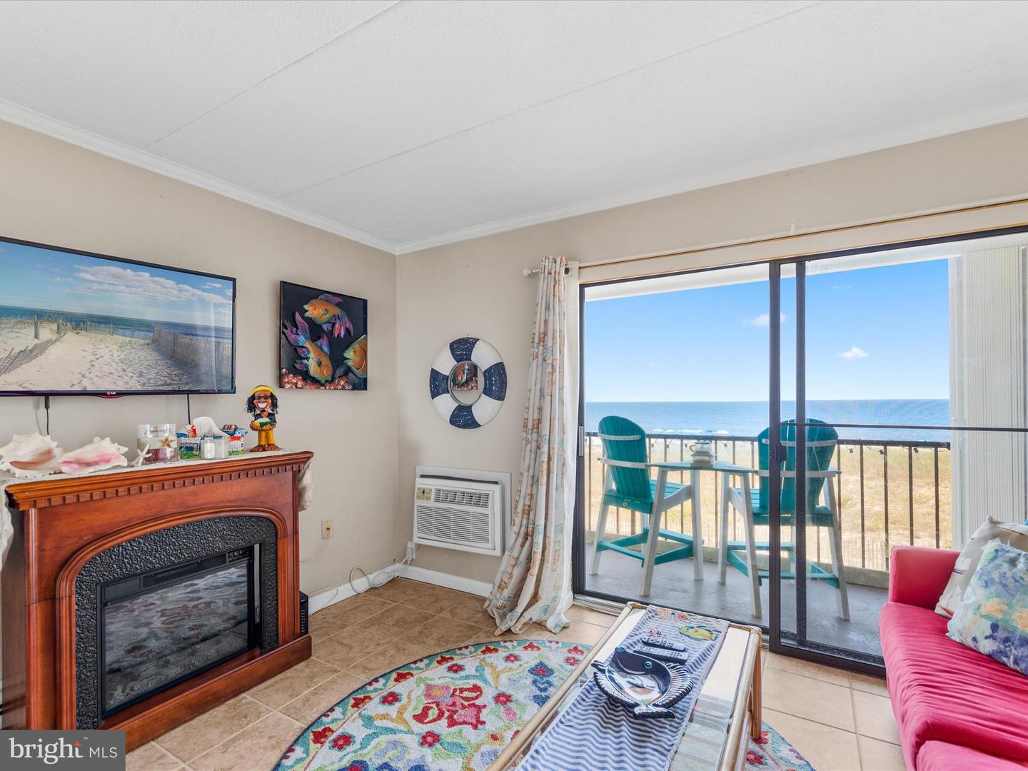 Photo 15 of 28 of 7001 Atlantic Ave #E2060b condo