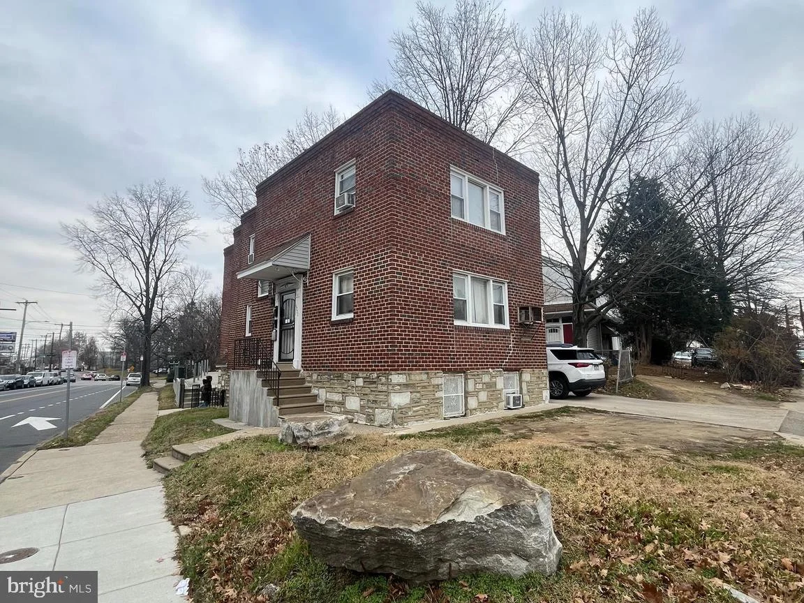 4800 E Roosevelt Boulevard