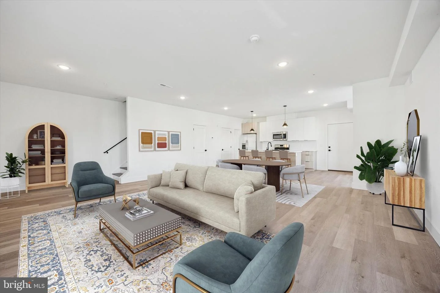 100 E Herman Street Unit 3
