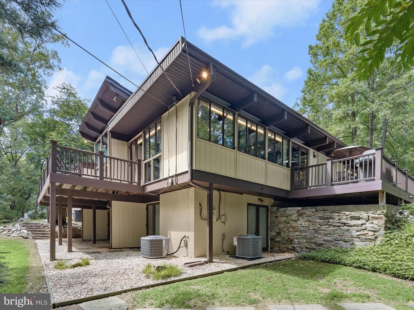 Photo 69 of 76 of 19 Branchwood Ct house