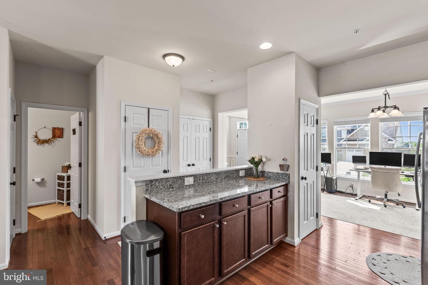 Photo 8 of 29 of 23257 Lindsay Dr townhome