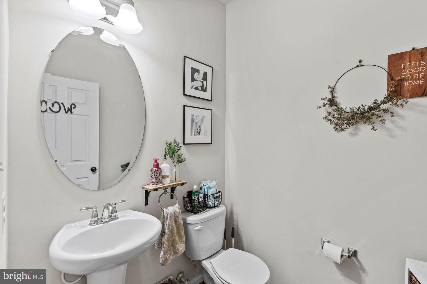Photo 6 of 29 of 23257 Lindsay Dr townhome
