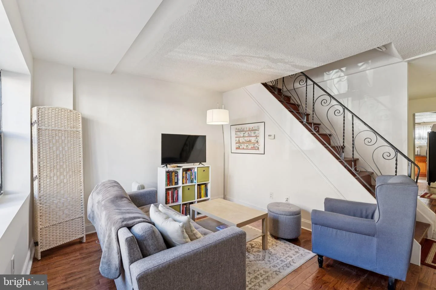 210 Sigel Street