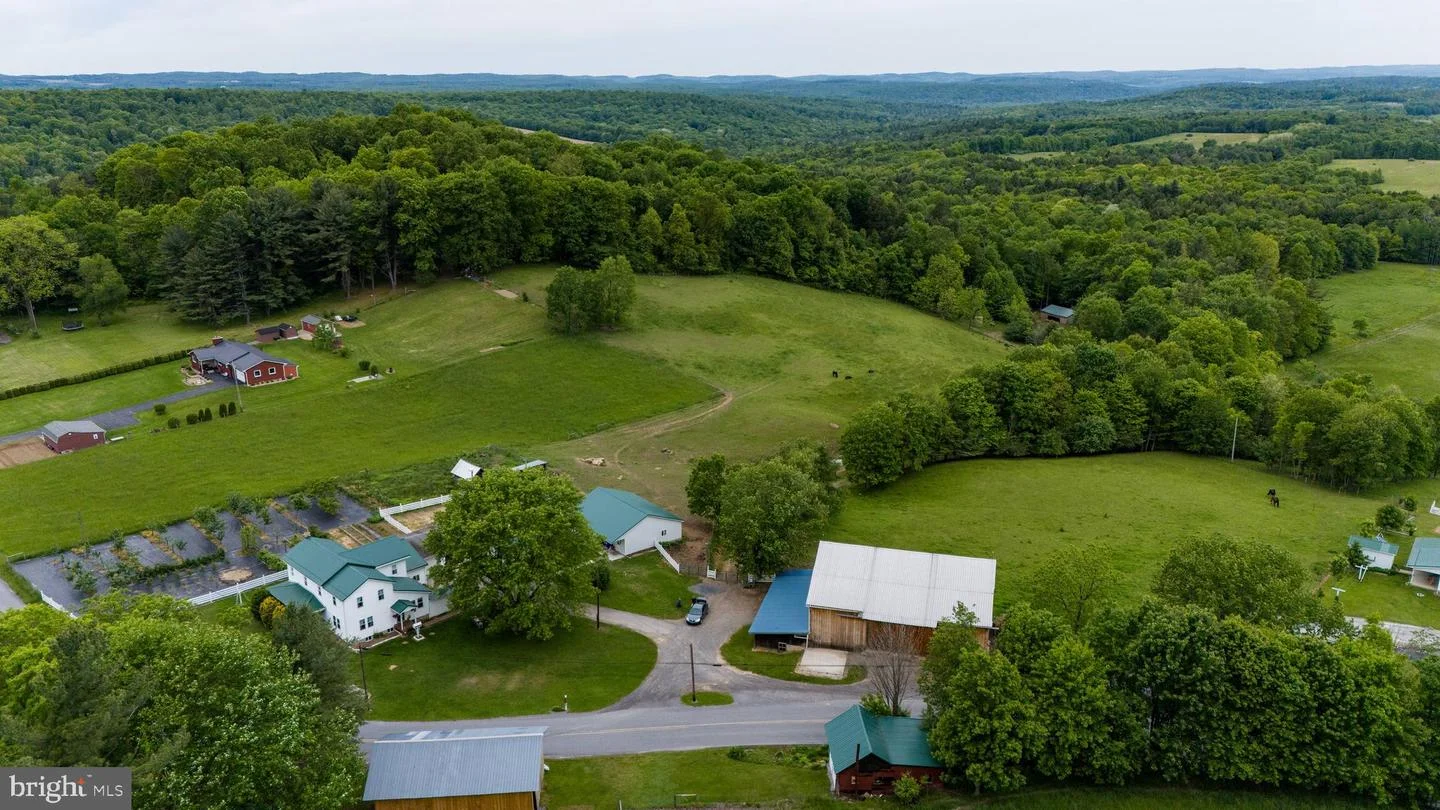 2431 Sylvis Rd, Cherry Tree, PA, 15724