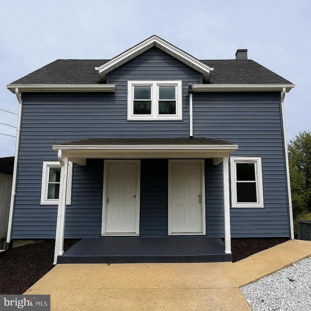 565 River Drive