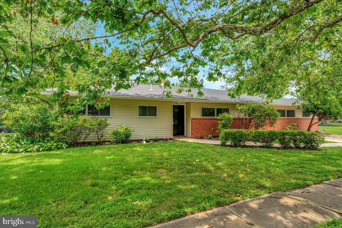 Photo 21 of 25 of 15 Korda Dr house