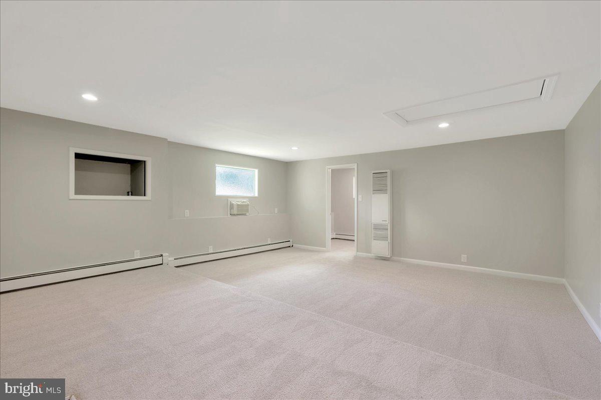 Photo 13 of 25 of 15 Korda Dr house