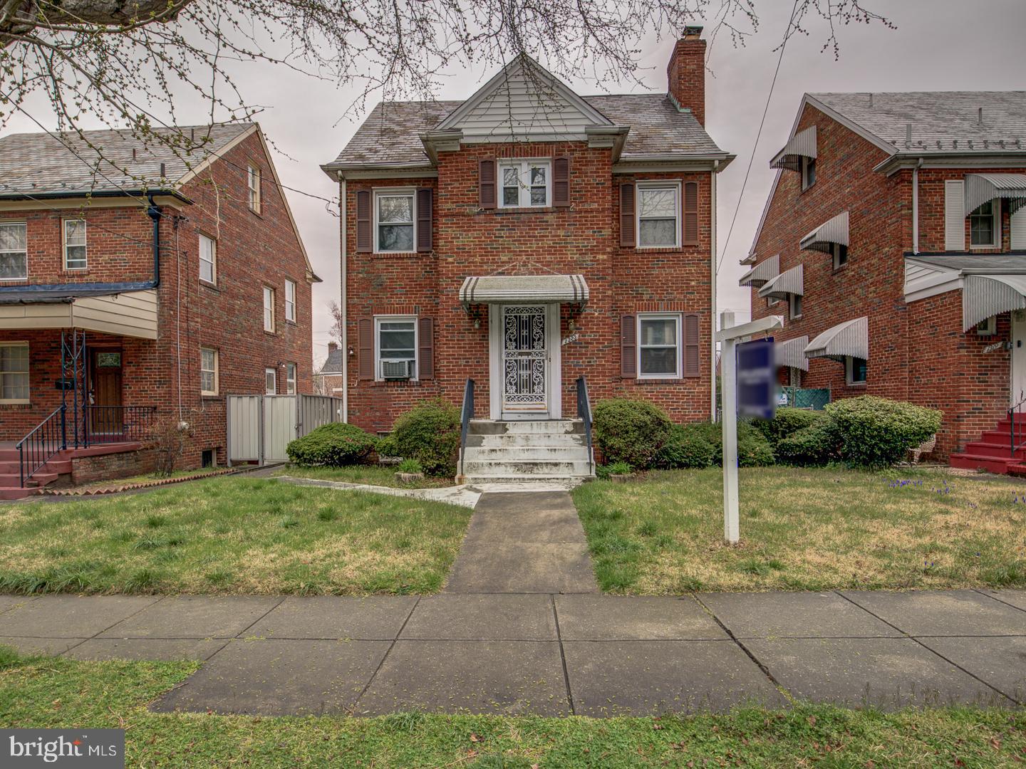 1323 Tewkesbury Place, Washington, District of Columbia image 3