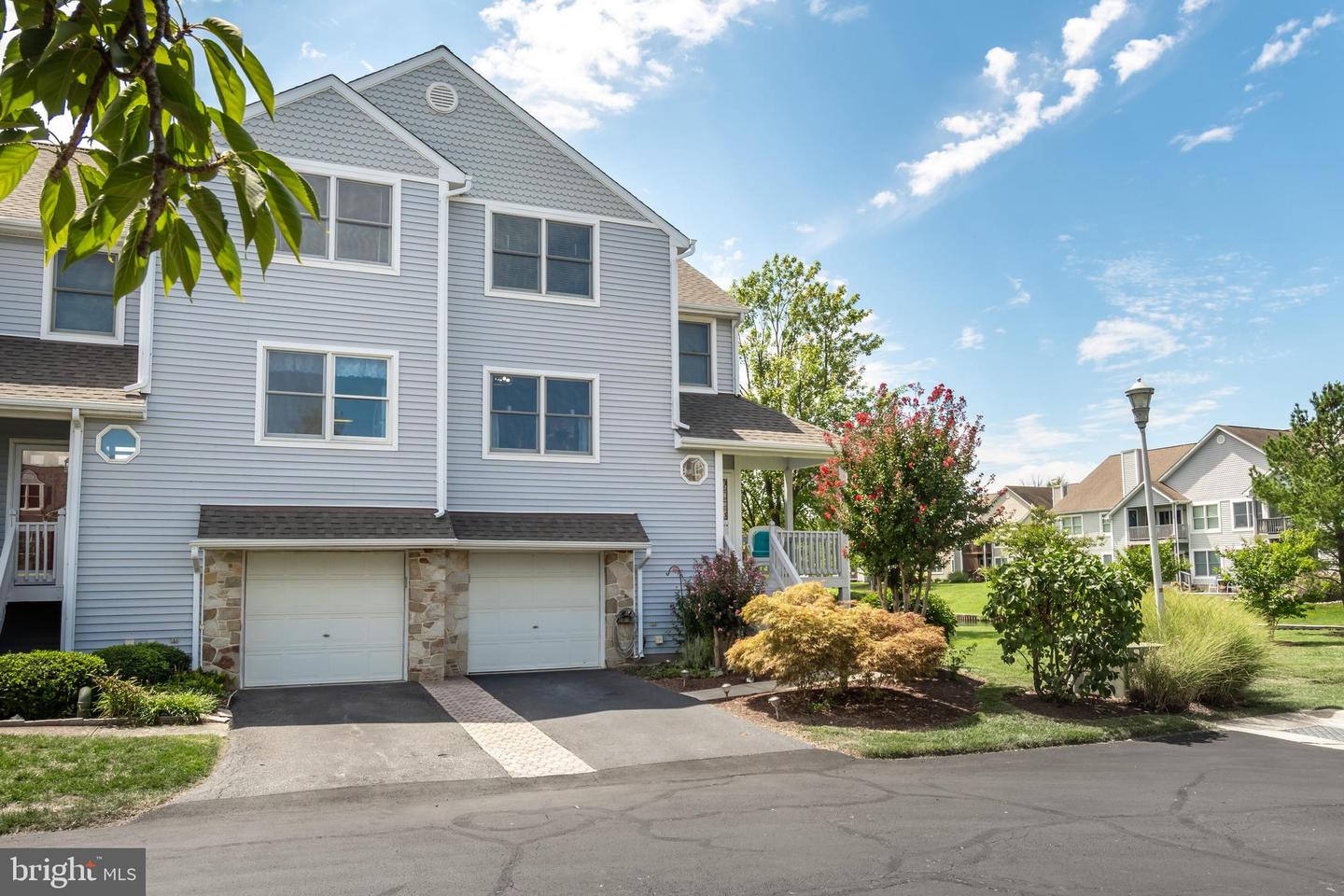 Photo 3 of 48 of 307 Schooner Way #42 townhome