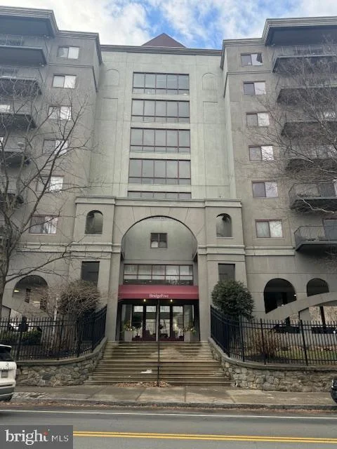 3750 Main St Unit 509