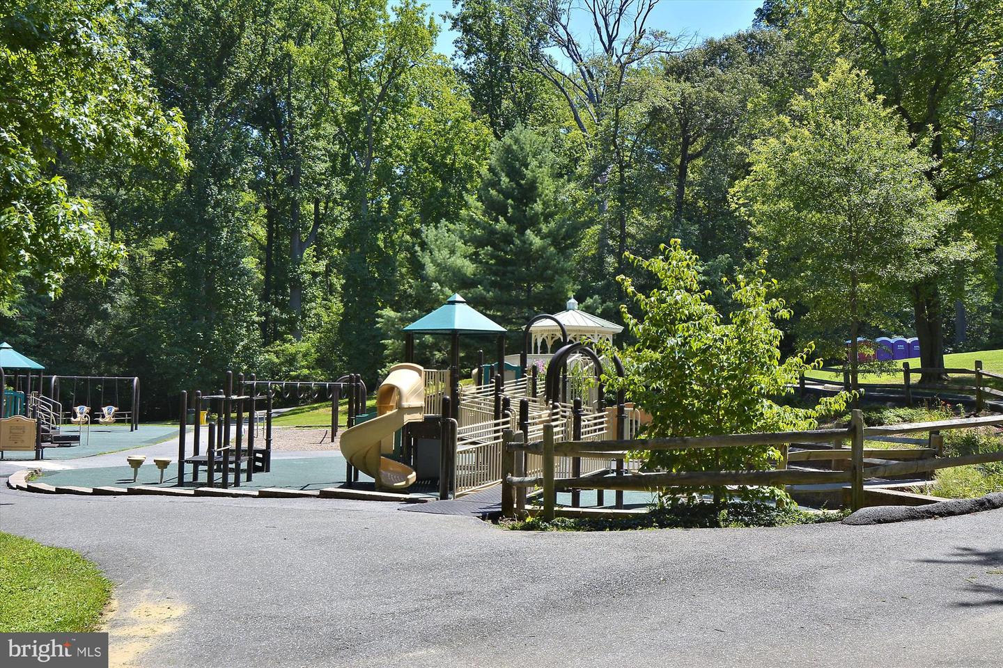 Photo 39 of 43 of 40-E Hearthstone Ct #E condo