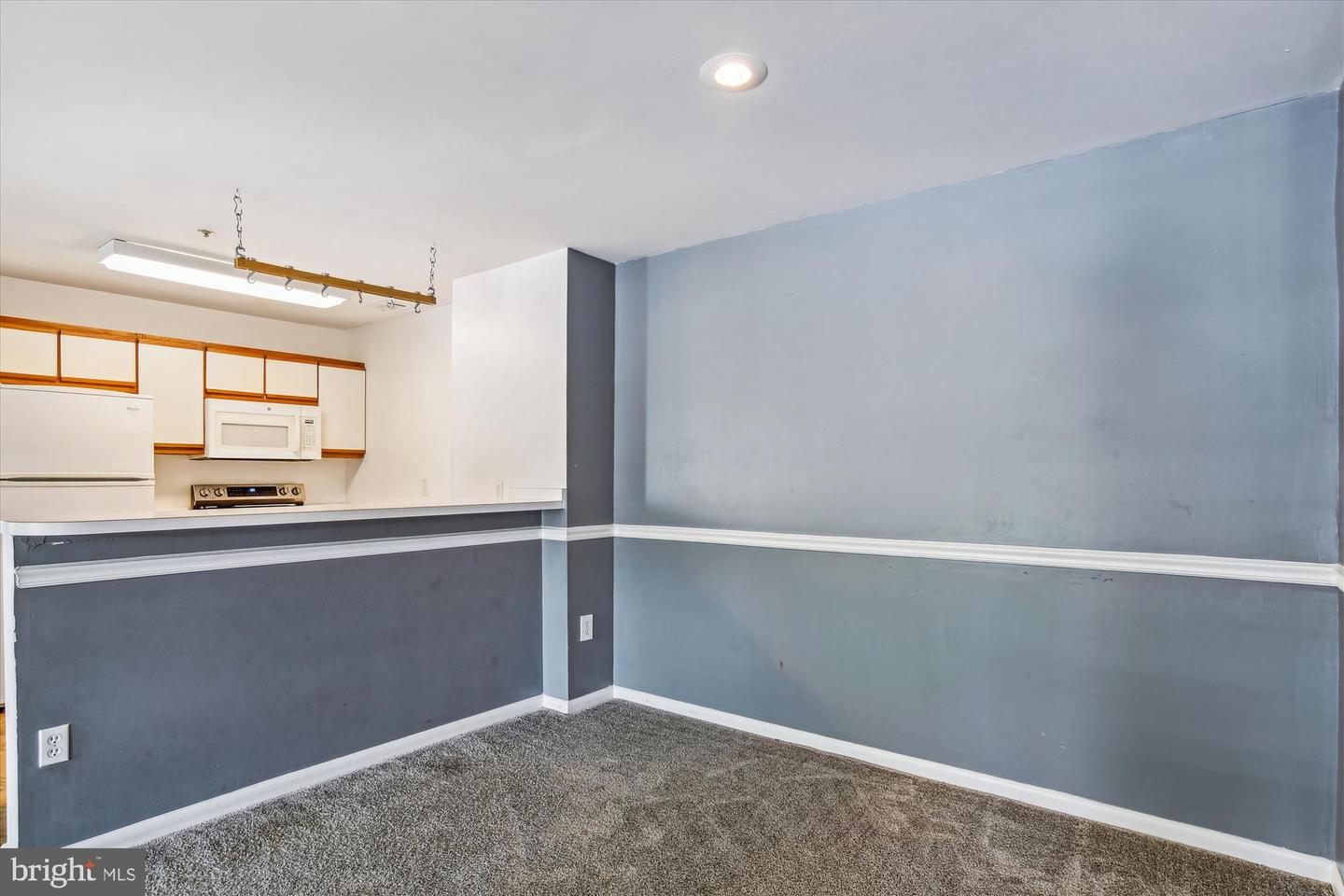 Photo 7 of 43 of 40-E Hearthstone Ct #E condo