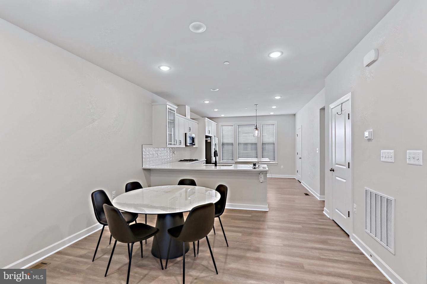 Photo 9 of 27 of 2831 Hokie Ln townhome