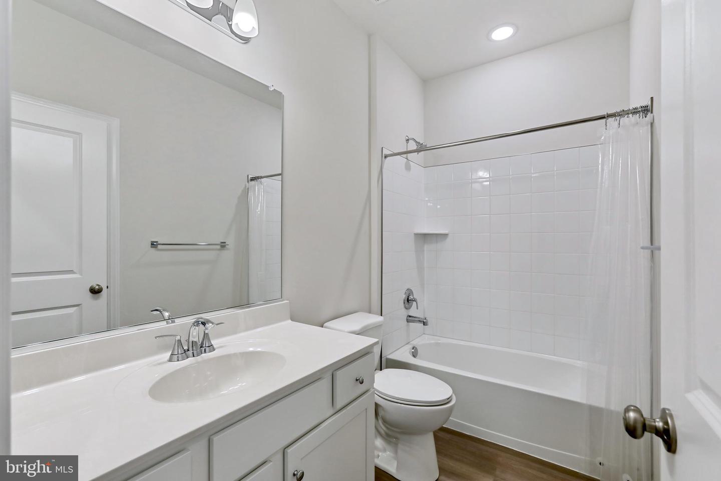 Photo 20 of 27 of 2831 Hokie Ln townhome
