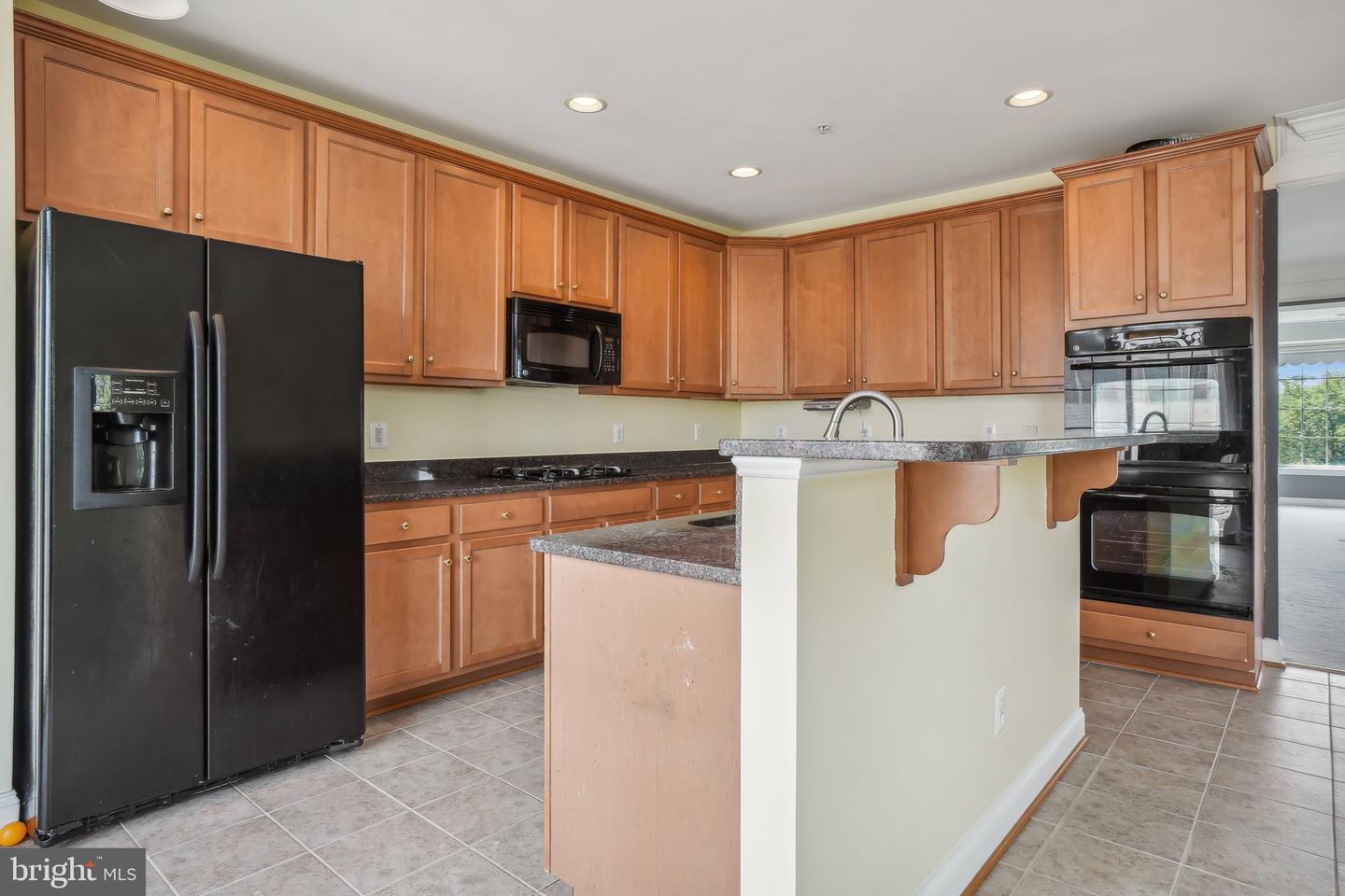 Photo 11 of 27 of 14833 Cloverdale Rd #95 townhome