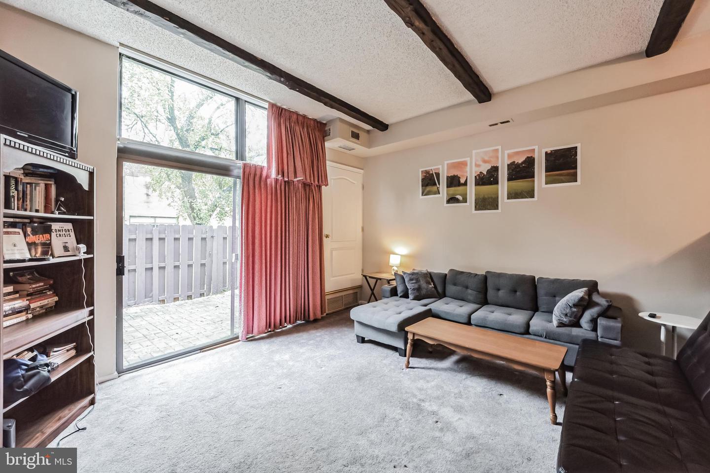 Photo 3 of 20 of 311 Centre Ave #311 townhome