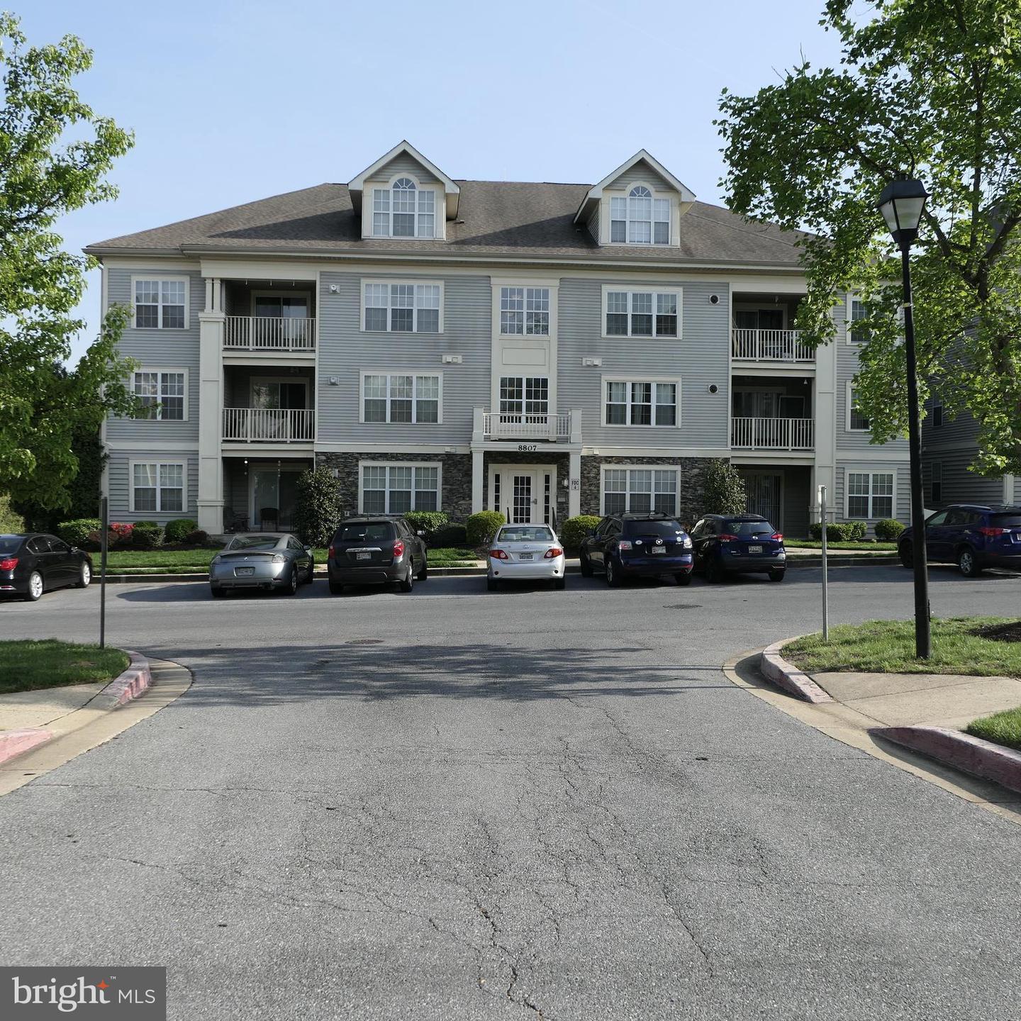 View Pikesville, MD 21208 condo