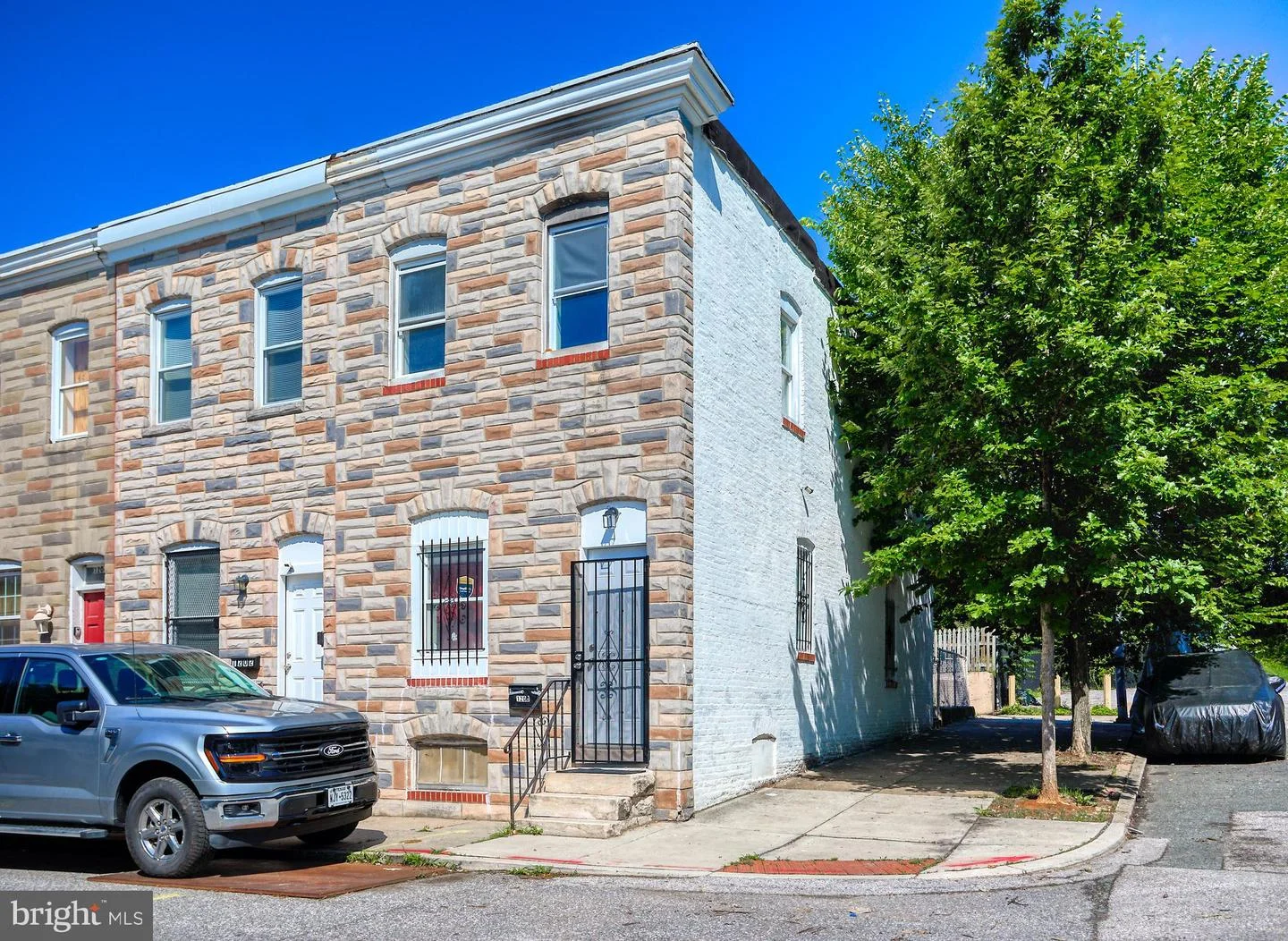 1200 Glyndon Avenue