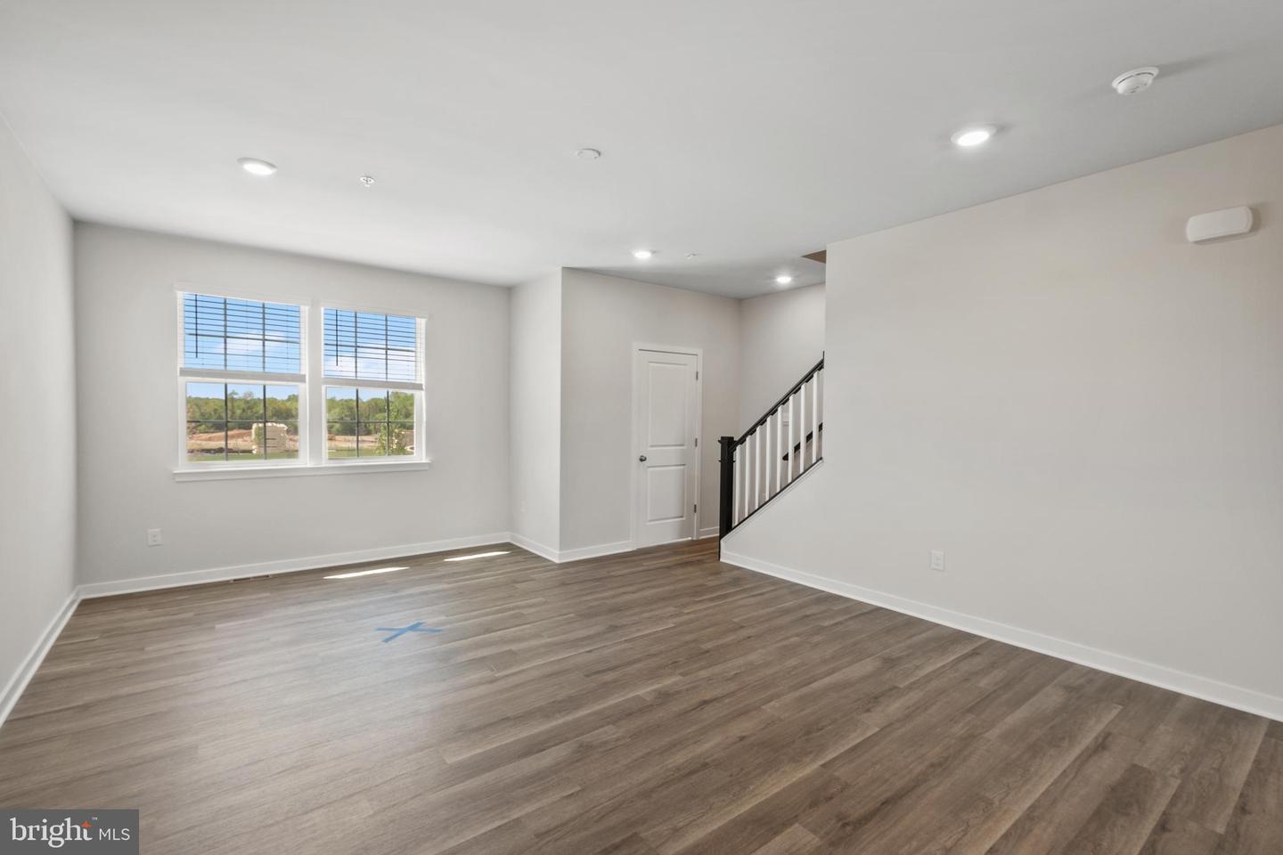 Photo 16 of 39 of 7514 Daybreak Dr townhome