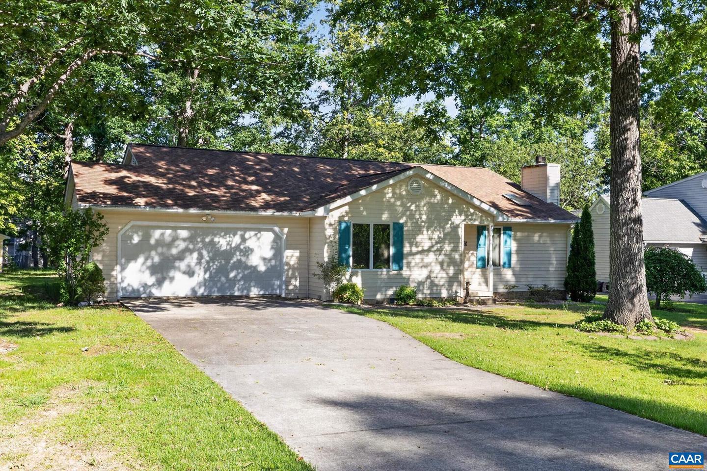 345 Cooper Dr Dr, Stuarts Draft, VA, 24477