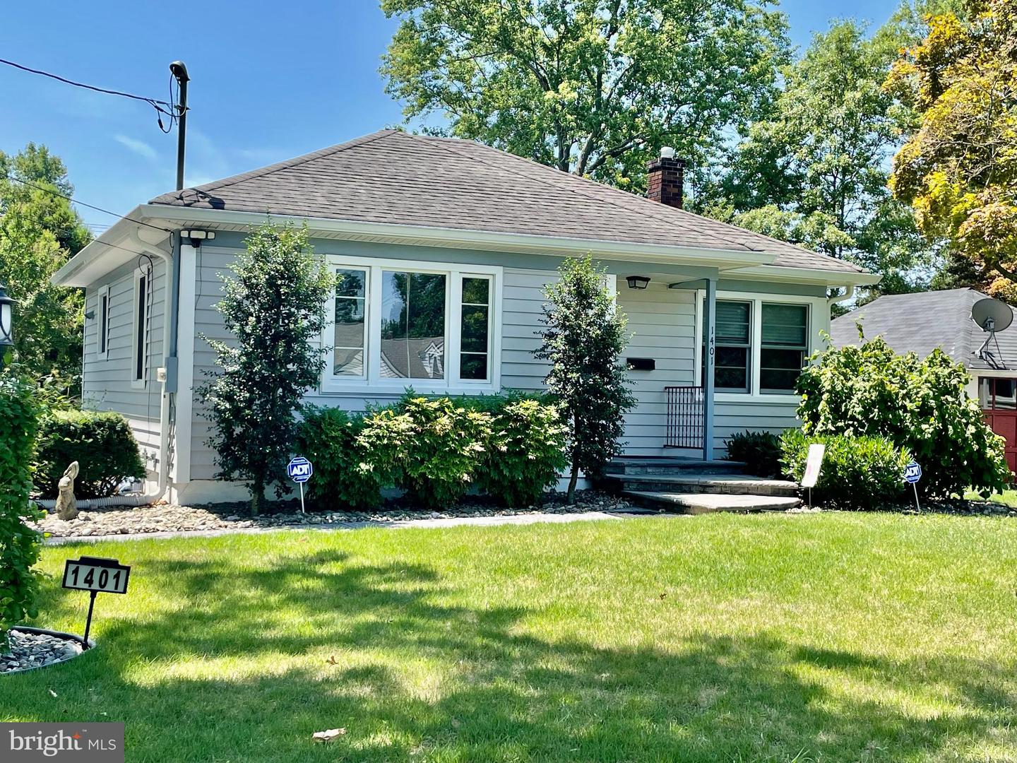 View Vineland, NJ 08360 house