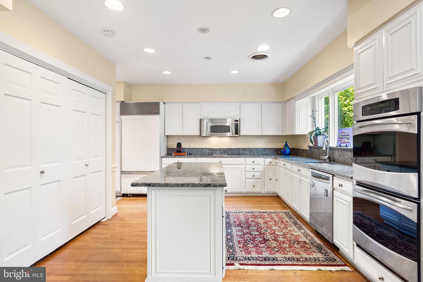 Photo 14 of 39 of 702 Blueberry Hill Rd townhome