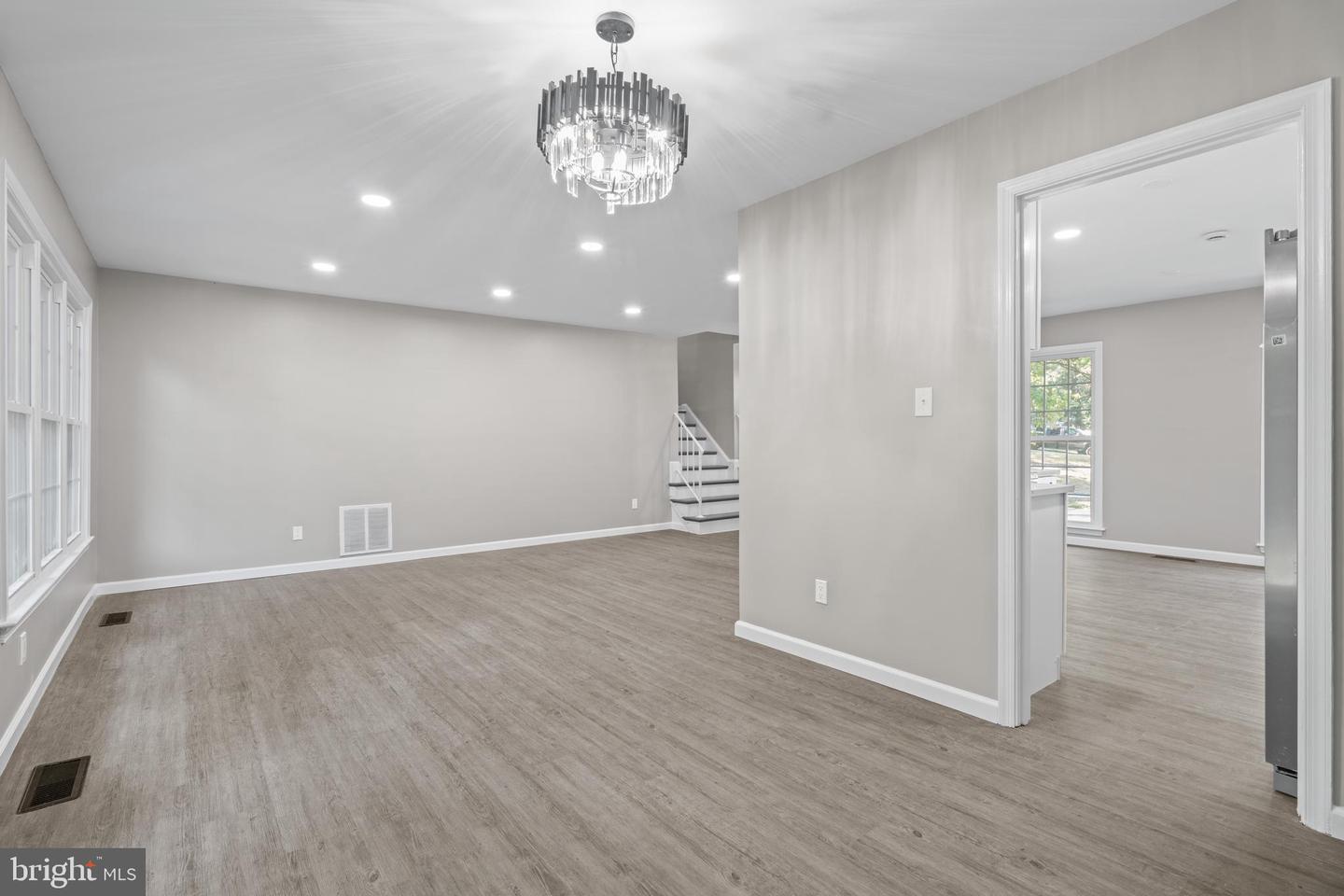 Photo 9 of 27 of 12301 Asbury Dr house